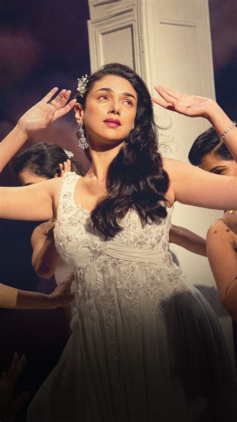 Jubilee Review: Vikramaditya Motwane’s Nostalgia .